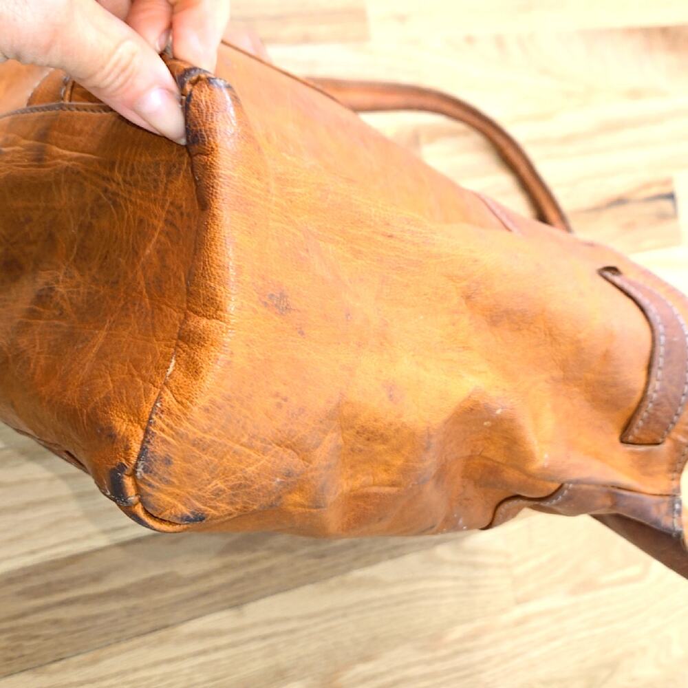 Vintage Leather Travel Handbag: Rustic Brown Boho Tote - Picture 7 of 9